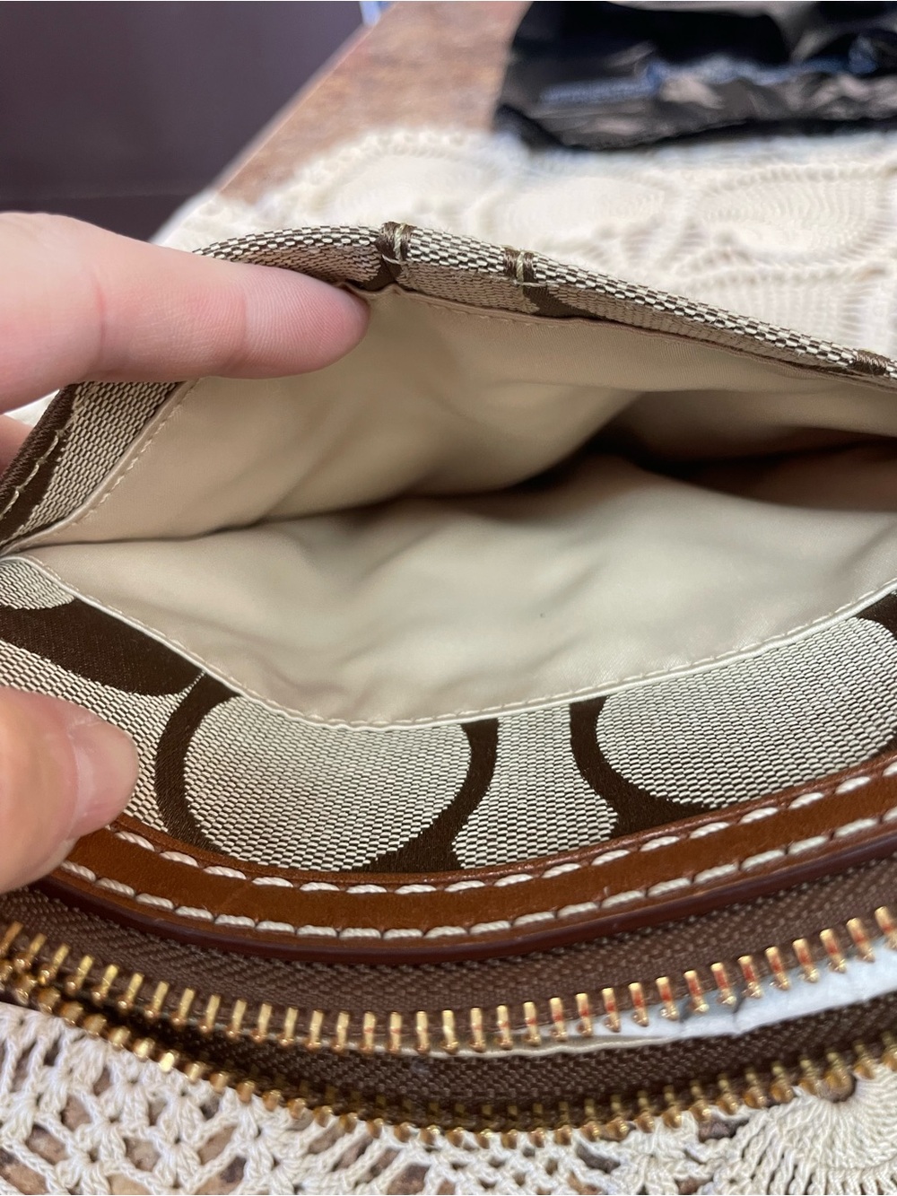 Coach Signature Stripe vertical patchwork crossbody bag (2006) - Picture 9 of 12